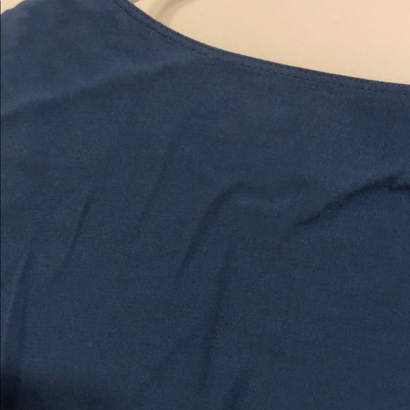 Darker blue shade blouse from Aritzia - Picture 6 of 6